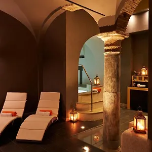 4* Hotell The Code