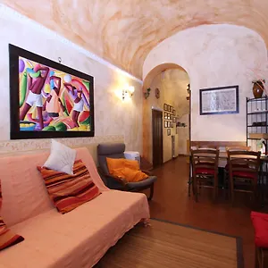 Lupa Flat Rome